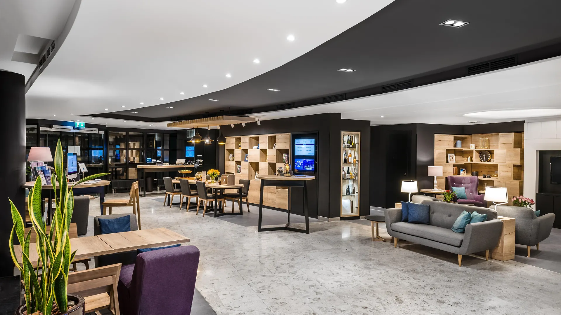 **** Hotel Mercure Budapest City Center Maďarsko